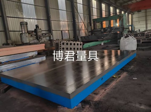 鑄鐵平臺應(yīng)用在汽車工業(yè)